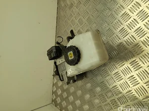 Toyota 47210-47100 / 4721047100 PRIUS (_W5_) 2017 Maître-cylindre de frein