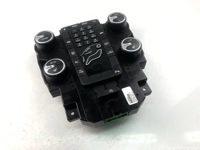 Volvo 31398642 V40 Hatchback 2014 Contrôle automatique de la climatisation - Image 1