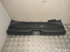 Toyota 64716F4100 C-HR II (AX20) 2024 Panel zamka bagażnika