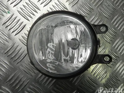 Toyota 81220-0W040, 89092699, 89206915 / 812200W040, 89092699, 89206915 AURIS (_E15_) 2012 Projecteur antibrouillard - Image 1