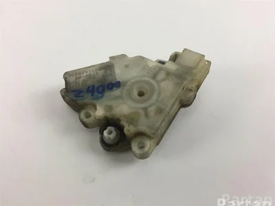 Nissan 8055291L66 TERRANO (D10) 2013 Serrure de porte - Image 1