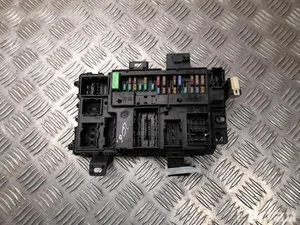 Ford KK3T-15604-FAL / KK3T15604FAL TRANSIT Nadwozie pełne 2022 Skrzynka bezpieczników