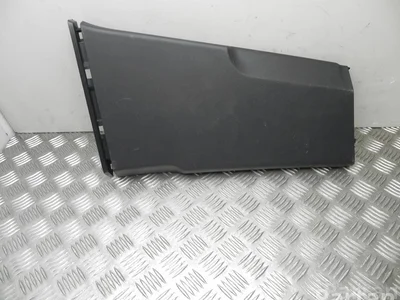 Škoda 3V0 867 282 B / 3V0867282B SUPERB III Estate (3V5) 2016 Tapisserie voiture right side - Image 1