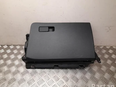 Kia K6KCD-54200, 84540-J7000 / K6KCD54200, 84540J7000 CEE'D sportwagon (CD) 2024 Boîte à gants - Image 1