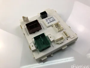 Volvo 32268107AB XC40 2018 Boîte à fusibles