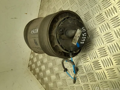 Audi 4M0616002AK Q8 e-tron 2023 Ressort à gaz - Image 1