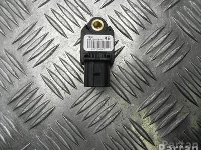 Toyota 89831-0F040 / 898310F040 VERSO (_R2_) 2015 Capteur d'impact (systèmes d'airbag) - Image 1