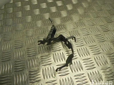 BMW 2284733 4 Coupe (F32, F82) 2017 Support - Image 1