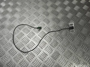 Tesla 1062393-00-B / 106239300B MODEL S 2015 Antenne