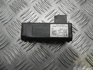 Ford F2GT-18D816-BD / F2GT18D816BD S-MAX 2015 Unité de contrôle pour l'accès et l'autorisation de démarrage (kessy)