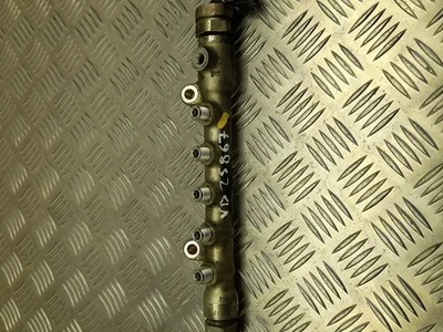 Mazda A502009031280 6 Estate (GJ, GL) 2013 Tube de distribution de carburant - Image 1