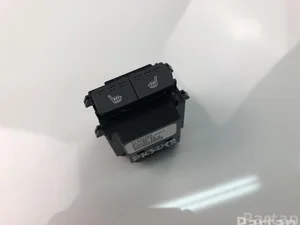 Volvo 31346786 S90 II 2019 Switch for seat heating