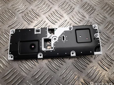 Volkswagen 1EA 035 741 K, 1EA 035 741 D / 1EA035741K, 1EA035741D ID.3 2024 Amplificateur d'antenne - Image 1