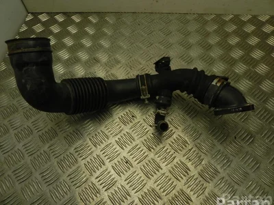 Toyota 17881-0N080 / 178810N080 YARIS (_P13_) 2014 Prise d'air / Conduit d'air d'admission - Image 1