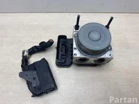 Toyota 8954110050 ; 4451010110 / 8954110050, 4451010110 C-HR (_X1_) 2020 Valdymo blokas ABS hidraulika