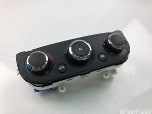 Renault T1019676Z CLIO IV (BH_) 2013 Contrôle automatique de la climatisation