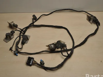 Mercedes-Benz EQA 2021 Harnais systèmes de stationnement - Image 1