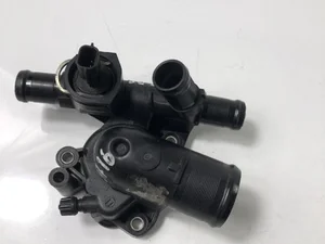 Nissan 907234C QASHQAI / QASHQAI +2 I (J10, JJ10) 2011 Boîtier du thermostat