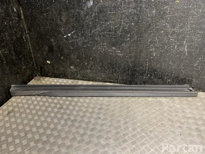 Hyundai 87754-BENA0 / 87754BENA0 Kona II 2025 Schwellerverkleidung rechte Seite - Bild 1