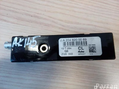 Mercedes-Benz A 204 820 00 89 / A2048200089 C-CLASS (W204) 2010 Antenne - Image 1