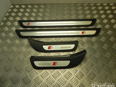 Audi 8R0 853 374 C, 8R0 853 376 C, 8R0 853 375 C, 8R0 853 373 C / 8R0853374C, 8R0853376C, 8R0853375C, 8R0853373C Q5 (8R) 2009 Bordure de seuil de porte complect - Image 1