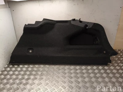 BMW 5 A1C 3D4 / 5A1C3D4 5 G60 2025 Обивка багажного отсека справа - Изображение 1