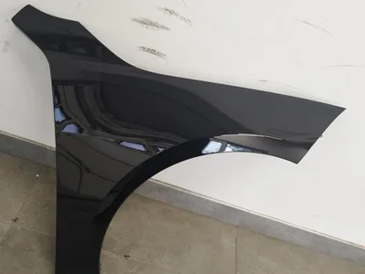 Gebrauchtes Original BMW 1 (F70) 2025 Kotflügel rechte Seite - Bild 1