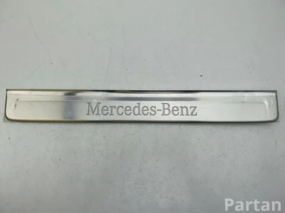 Mercedes-Benz A2976801600 EQS SUV (X296) 2023 Durų slenksčio apdaila - Paveiksliukas 1