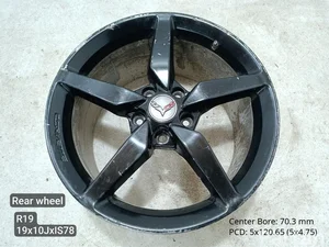 Chevrolet 20986438 CORVETTE (C7) 2015 Felgi aluminiowe R19 EJ 10 5x120.65 ET78