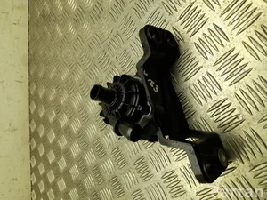 Audi 8MA965567B Q5 GUB 2025 Zusatzwasserpumpe