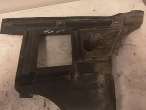 Volvo 8648150 XC70 CROSS COUNTRY 2003 Support pour pare-chocs