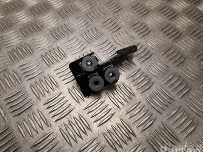 Porsche 99155555901 911 Targa (991) 2017 Support / montage - Image 1