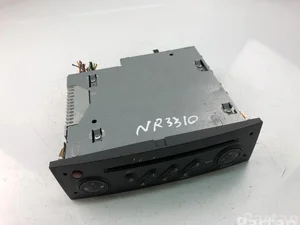 Renault 8200607915B CLIO III (BR0/1, CR0/1) 2008 Radio / lecteur CD