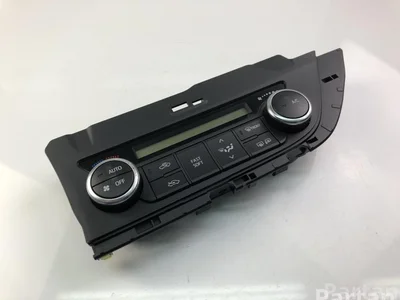 Toyota 75F542 AURIS (_E18_) 2013 Contrôle automatique de la climatisation - Image 1