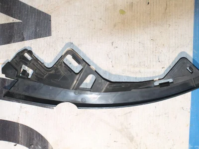 Volvo 31214665 C30 2009 Support pour pare-chocs - Image 1