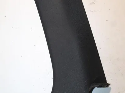 Volvo 31389593 V90 II 2018 Poszycie słupka C góra prawa strona - Zdjęcie 1