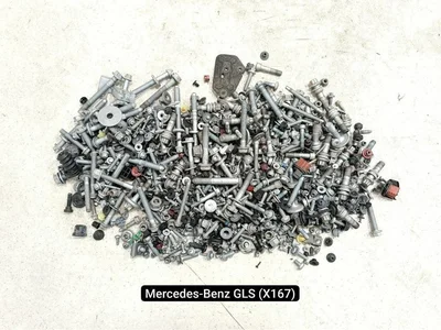 Mercedes-Benz GLS (X167) 2021 Bolt - Image 1