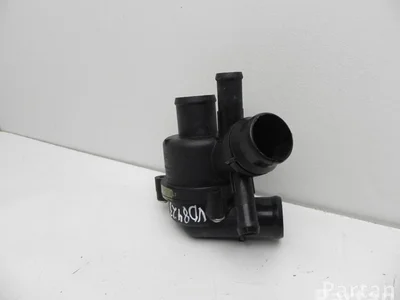 Land Rover AH22-8575-AF / AH228575AF DISCOVERY IV (L319) 2013 Caja de termostato - Imagen 1