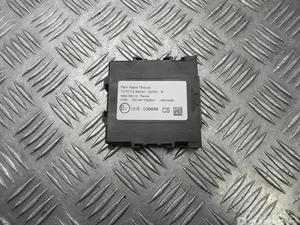 Toyota 89340-02050 / 8934002050 COROLLA Saloon (_E18_, ZRE17_) 2014 Unité de contrôle pour systèmes de stationnement
