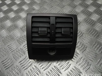 Audi 4B0 819 203 E / 4B0819203E A6 (4B2, C5) 2000 Évent - Image 1