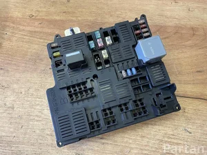 Volvo 31473568 S90 II 2017 Sicherungkasten