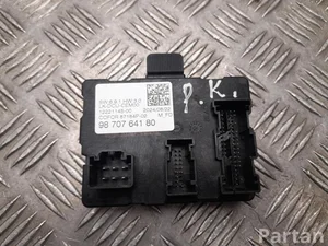 Opel 9870764180 Grandland 2025 Sterownik drzwi z przodu z lewej