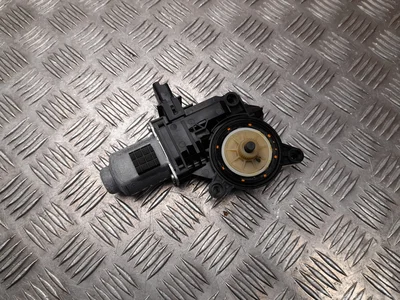 Kia 82450-G5010 / 82450G5010 NIRO 2017 Moteur de lève-vitre Left Front - Image 1