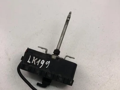 Mercedes-Benz 0390206204 C-CLASS (W202) 1999 Pompe à eau de lavage - Image 1