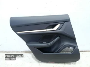 Porsche Taycan 2021 Tapicerka drzwi z lewej z tyłu