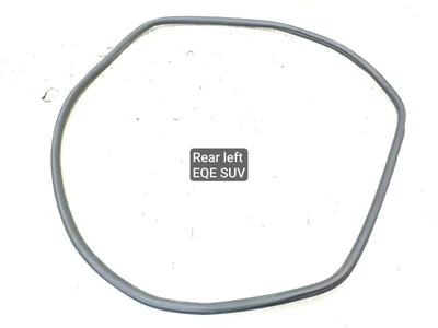 Mercedes-Benz A2946970400 EQE SUV (X294) 2024 Joint d'étanchéité de porte Left Rear - Image 1