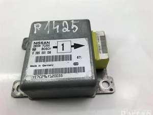 Nissan 285567C200 SERENA (C23) 2001 Unités de contrôle