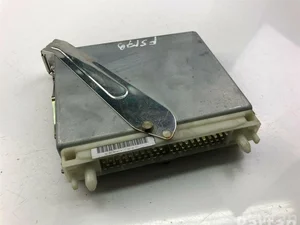 Volvo P9148888 V40 Estate (VW) 2001 Unités de contrôle