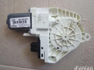 Audi 8K0 959 801 / 8K0959801 Q5 (8R) 2010 Moteur de lève-vitre Left Front