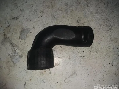 Volvo 30751920 XC60 2009 Tuyau de radiateur - Image 1